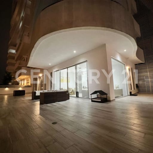 Departamento con terraza de 150 m² en Puerto Santa Ana