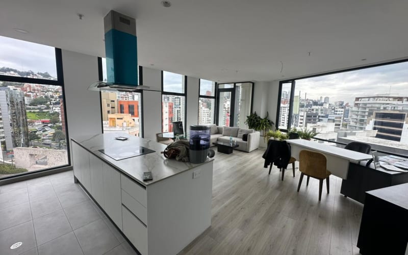 Venta departamento 3 dormitorios a estrenar piso 12. La Carolina. SC