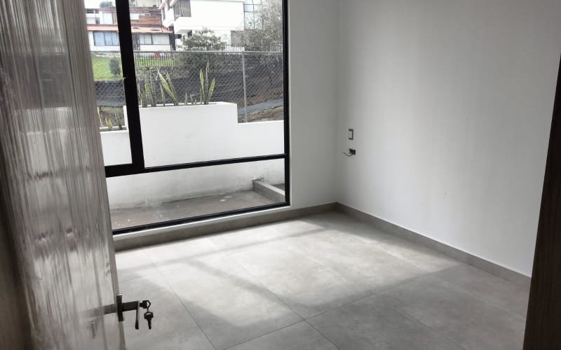 Departamento Cumbaya sector Scala Shopping | AQT -AHD