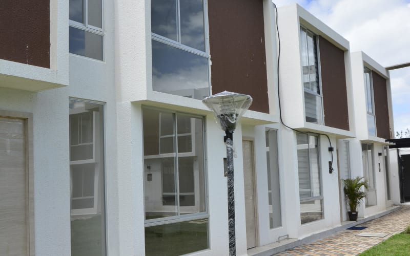 Se vende casa en conjunto privado en Calderón - $59.900
