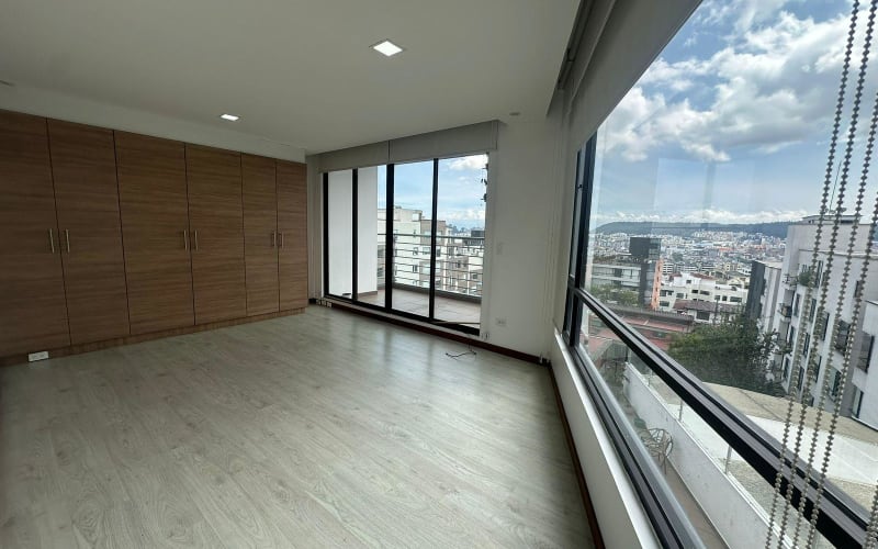 Venta Departamento 3 dormitorios - Quito Tenis. SC