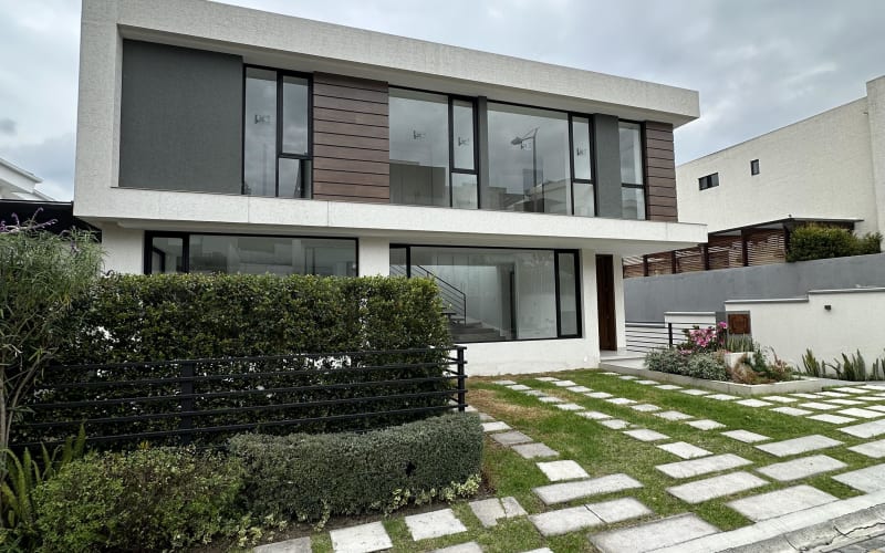 En Venta Casa en Nayón