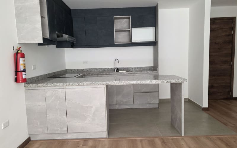 En Venta departamento en Norte de Quito - Torres San Isidro