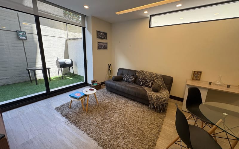 VENTA Suite con patio- González Suárez. SC