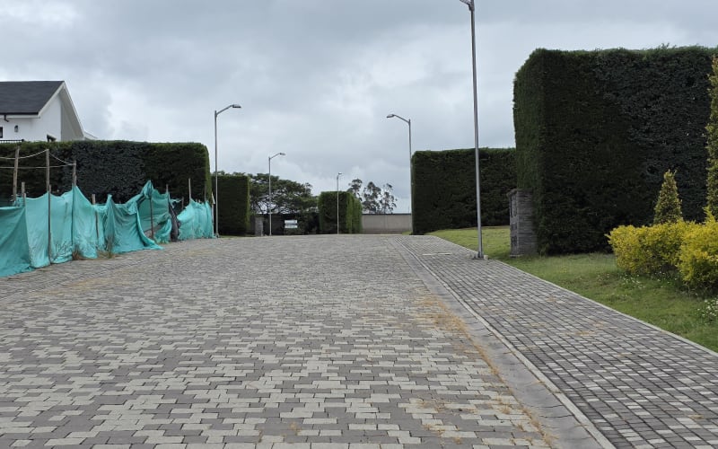Terreno en venta en exclusiva urbanización en Puembo