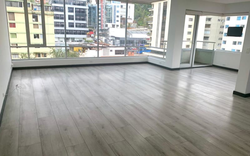 VENTA OFICINA, PISO 5, LA CAROLINA, EDIFICIO CORPORATIVO