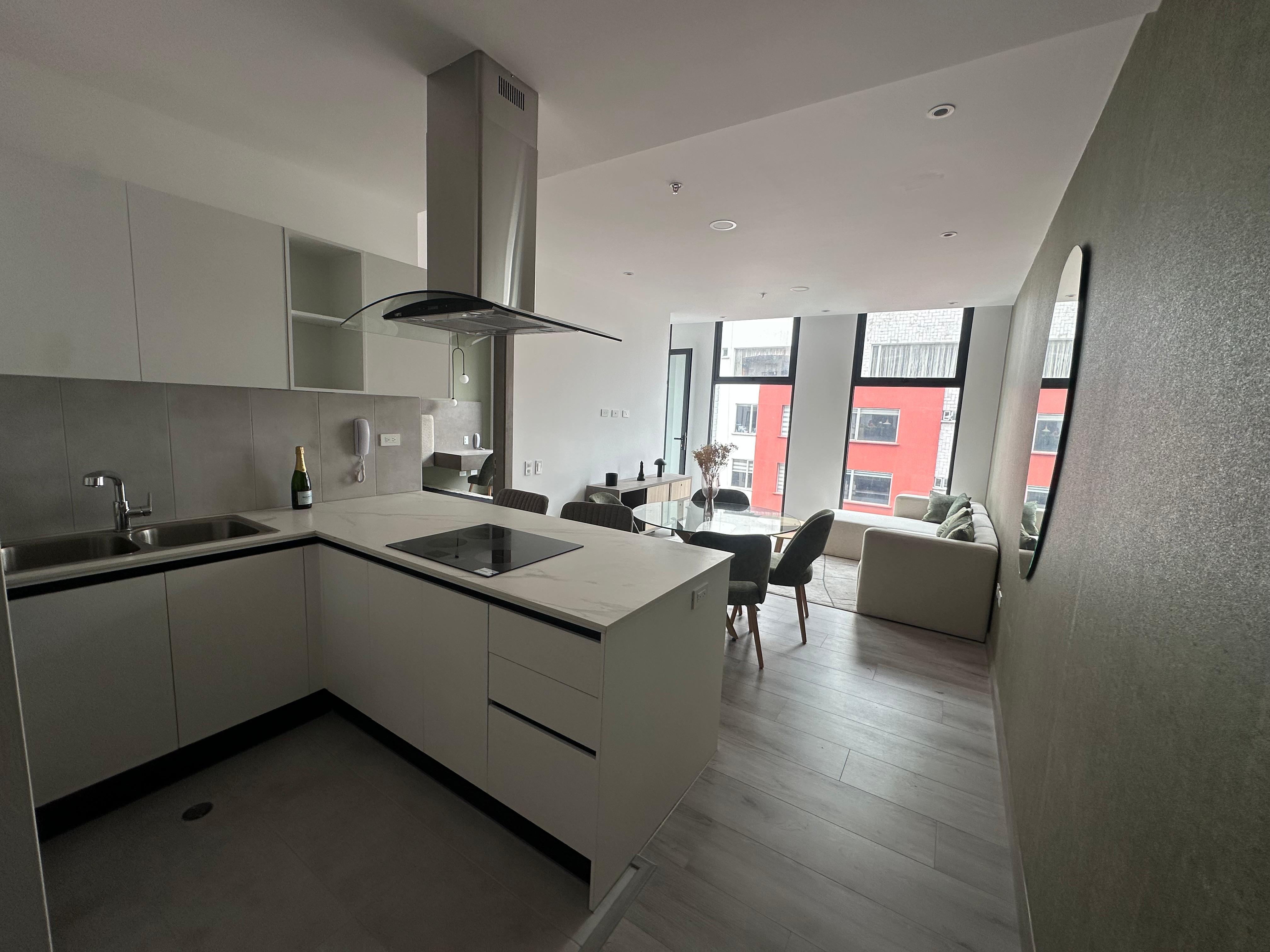 Venta Departamento 2 dormitorios con terraza. Piso 10- La carolina. IR